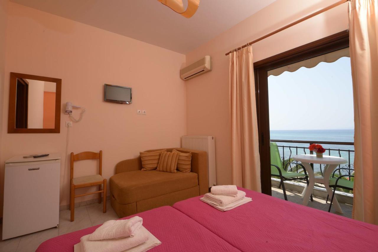 Hotel Akrogiali Ouranoupoli Esterno foto